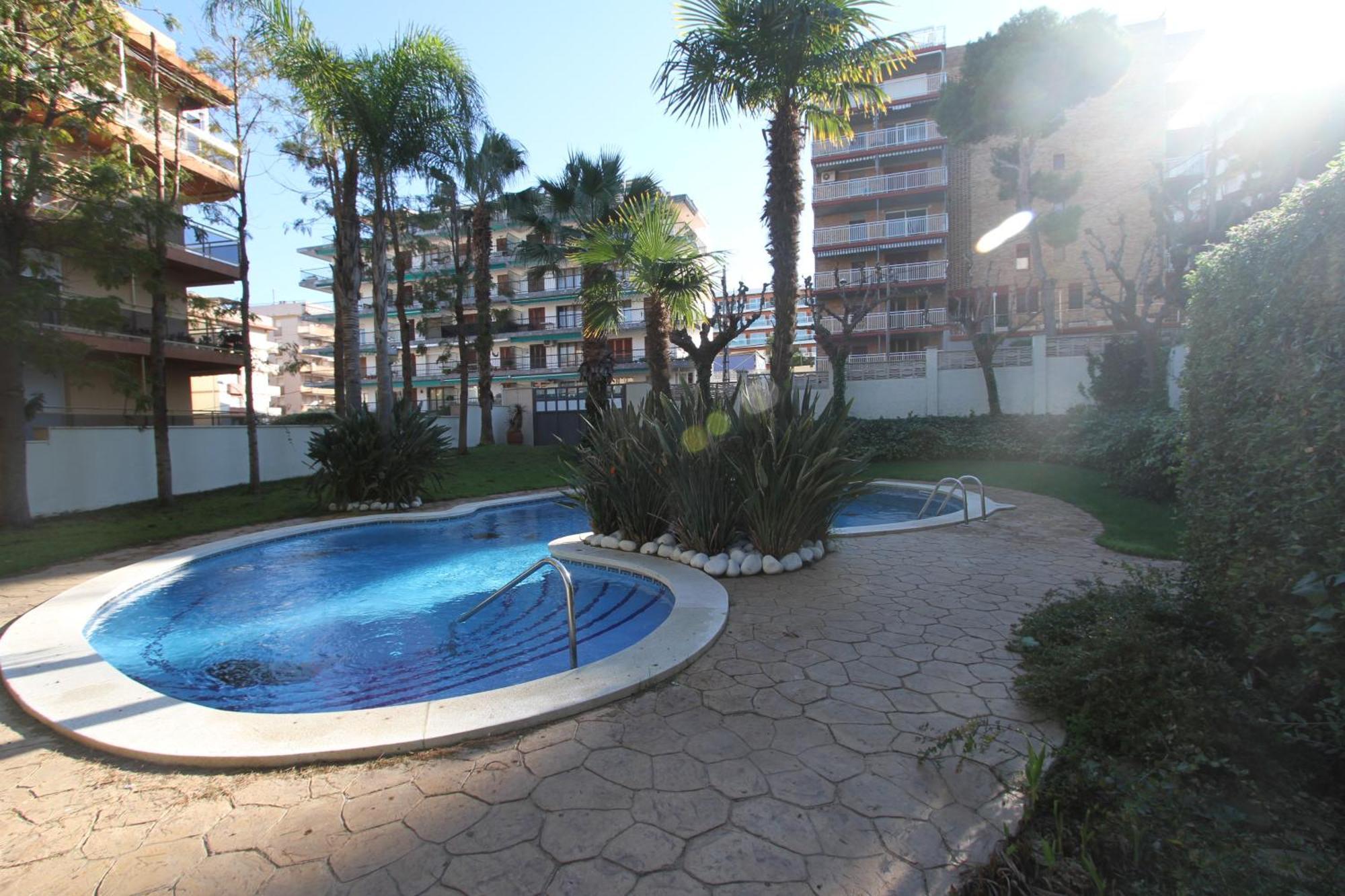For A Stay Les Ones Salou Exterior photo